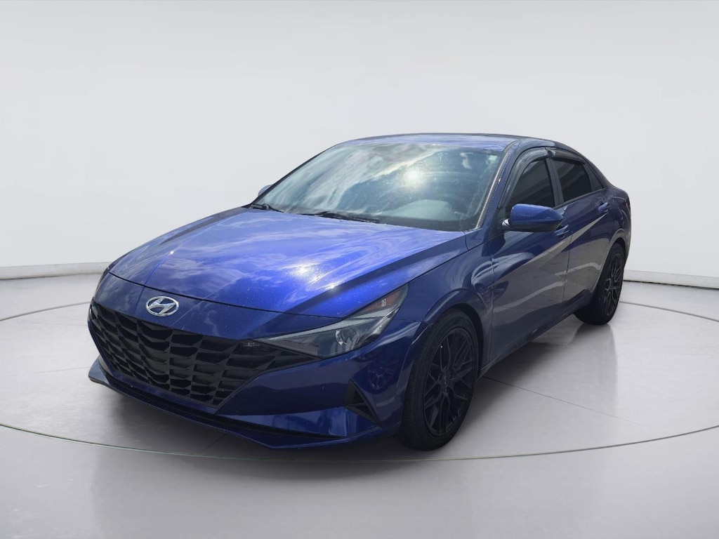 Used 2023 Hyundai Elantra SEL Sedan