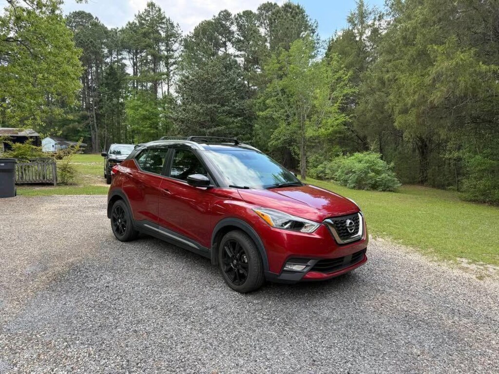 Used 2020 Nissan Kicks SR SUV
