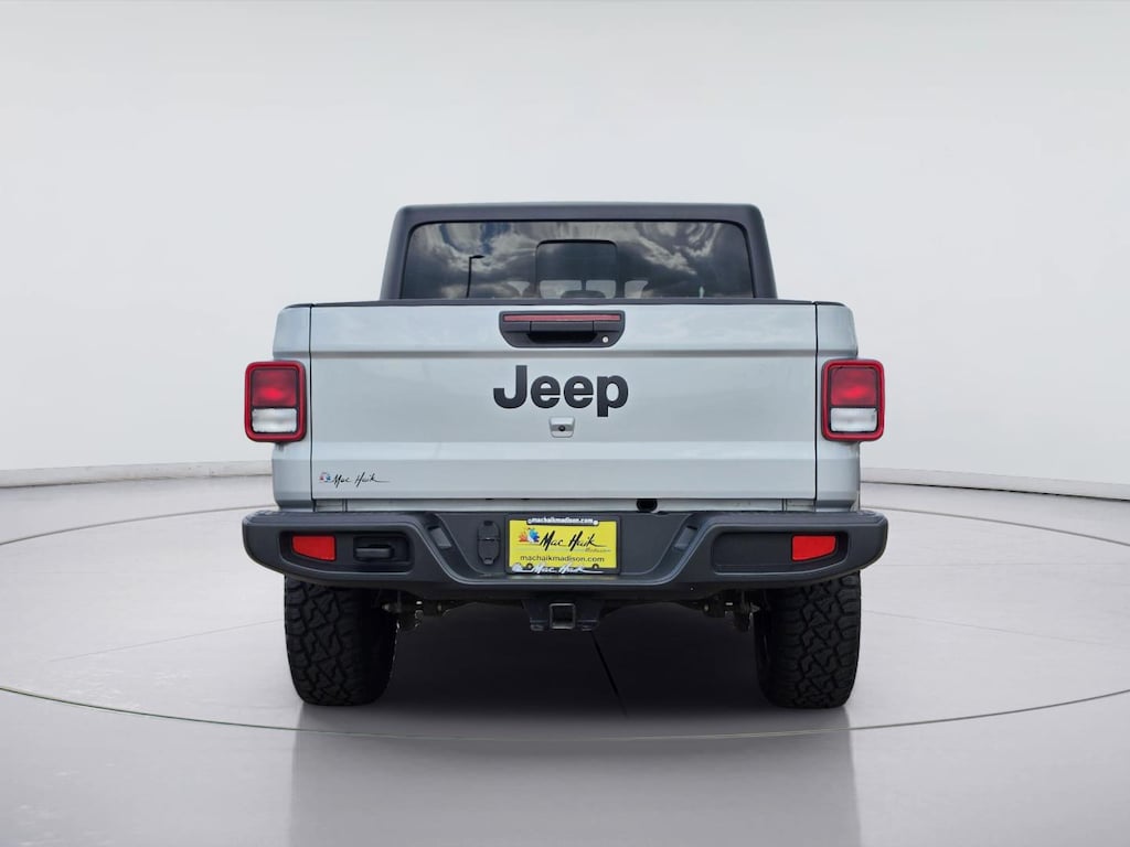 Used 2023 Jeep Gladiator Sport S Truck