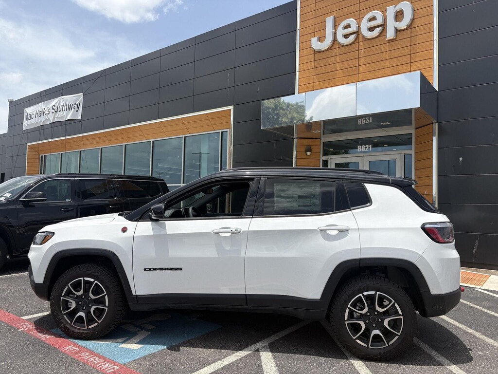 New 2026 Jeep Compass TRAILHAWK 4X4 Sport Utility