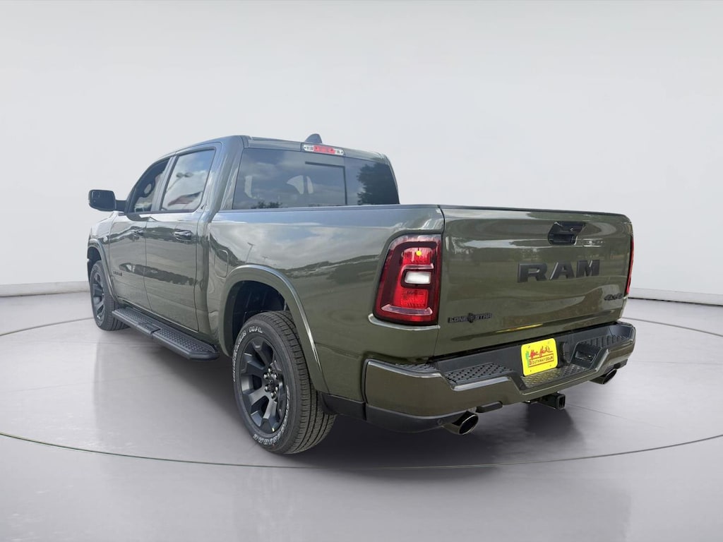 New 2026 Ram 1500 LONE STAR CREW CAB 4X4 5'7 BOX Pickup