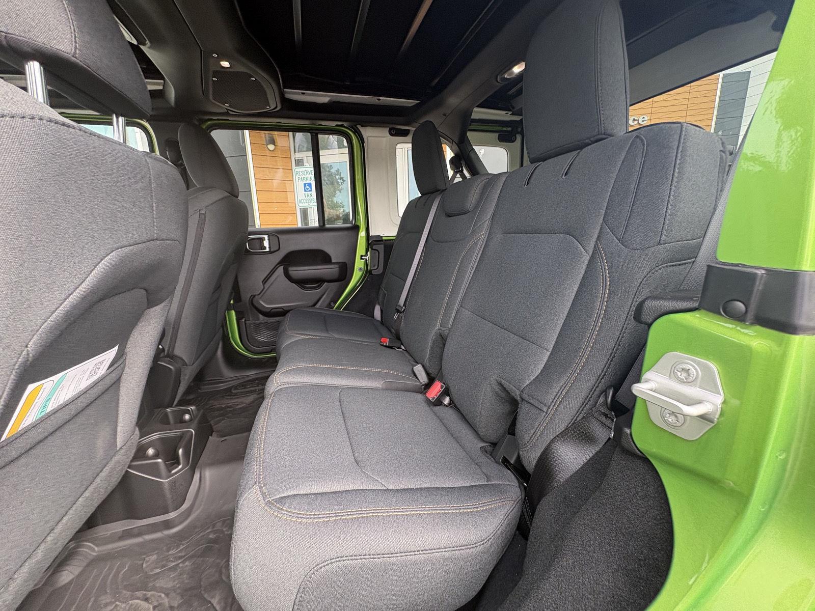 2025 Jeep Wrangler 4-Door Willys - Photo 9