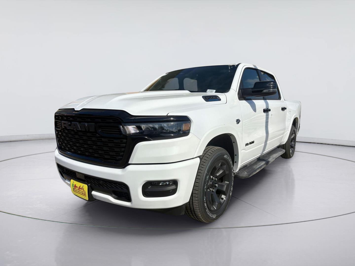 New 2026 Ram 1500 LONE STAR CREW CAB 4X4 5'7 BOX