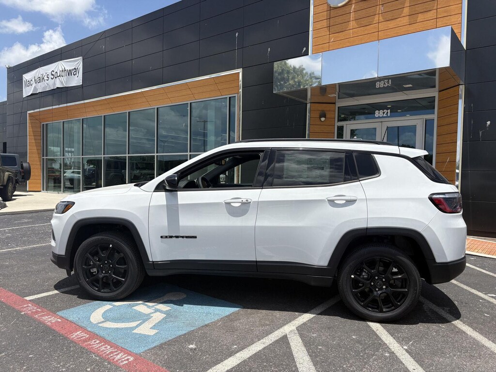 New 2026 Jeep Compass LATITUDE ALTITUDE 4X4 Sport Utility