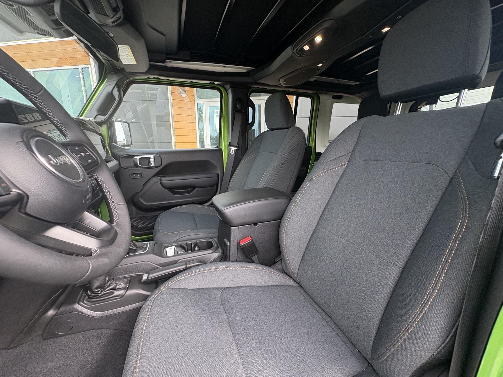 2025 Jeep Wrangler 4-Door Willys - Photo 14
