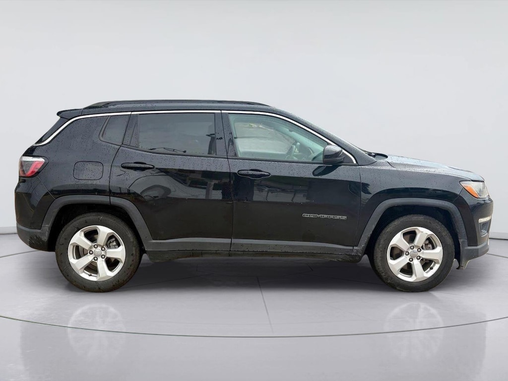 Used 2021 Jeep Compass Latitude SUV