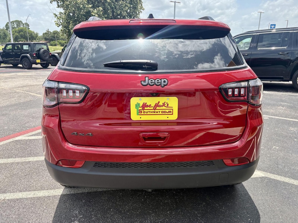 New 2026 Jeep Compass LATITUDE ALTITUDE 4X4 Sport Utility