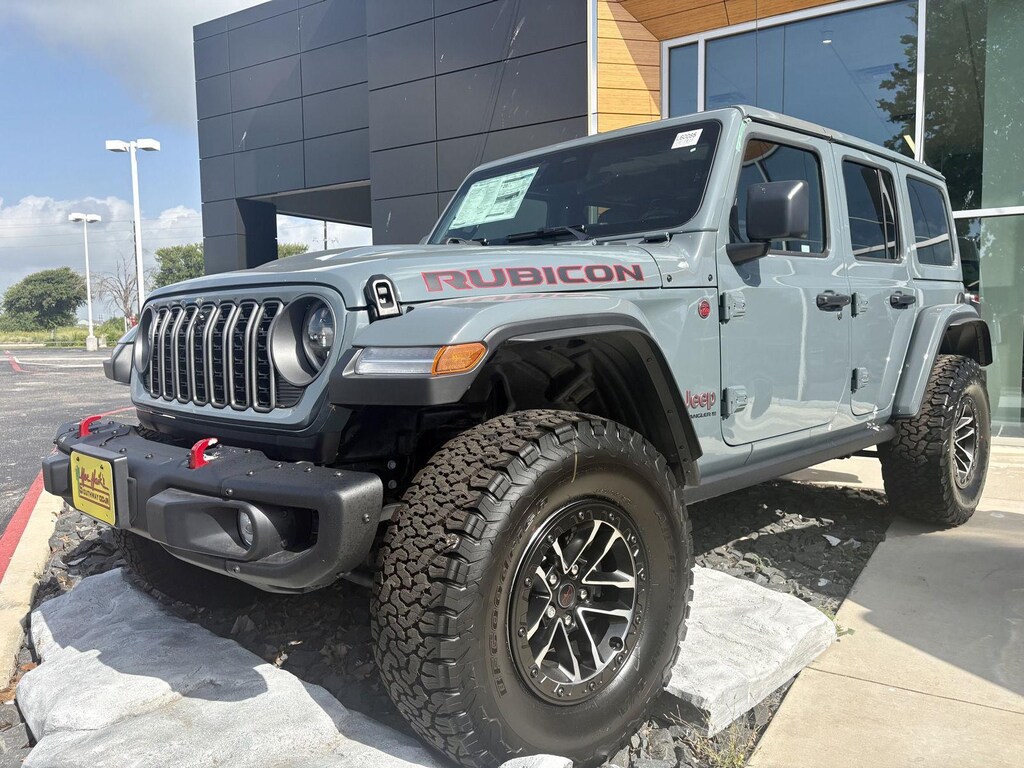 New 2026 Jeep Wrangler 4-DOOR RUBICON X Sport Utility