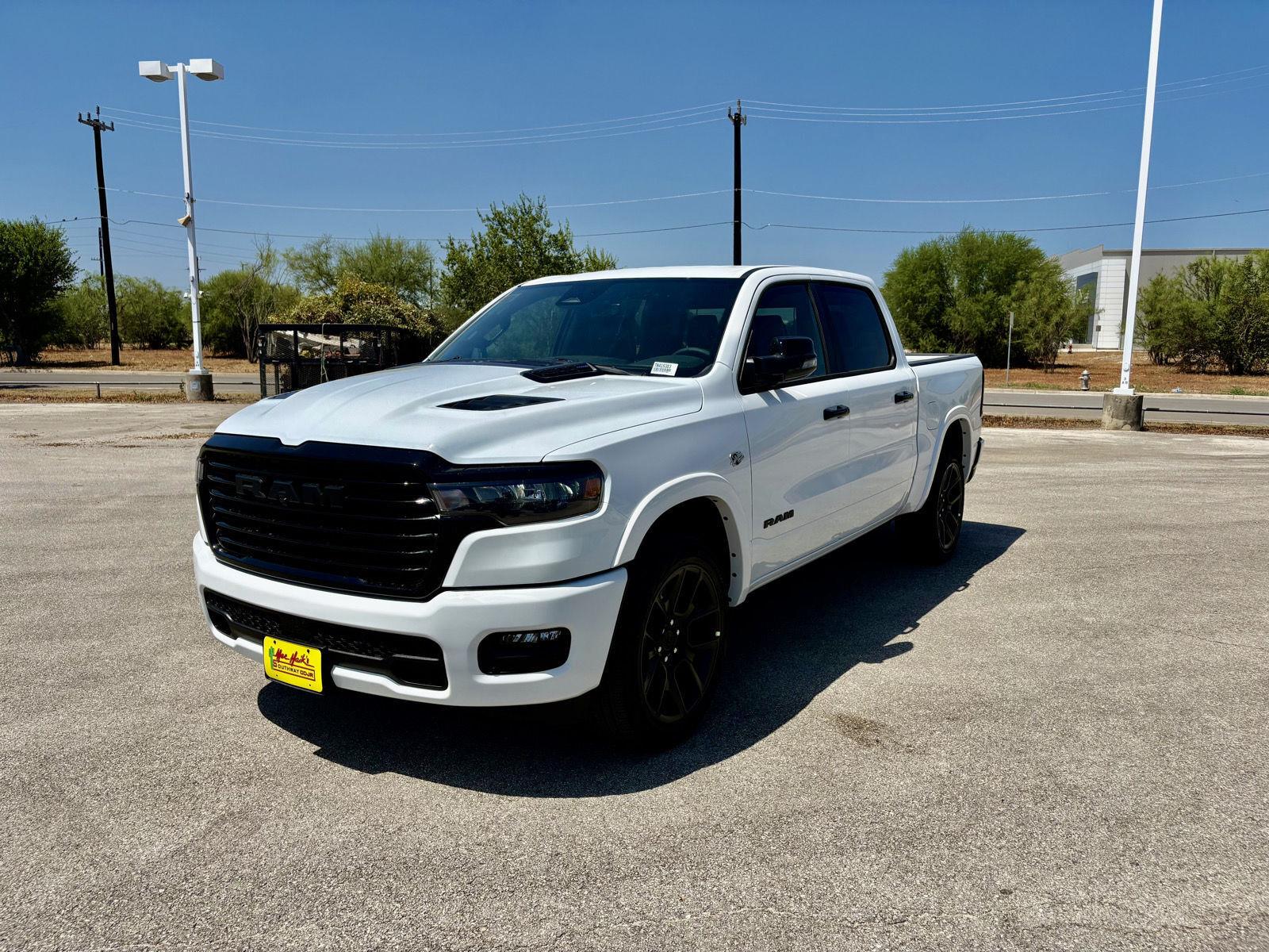 New 2026 Ram 1500 LARAMIE CREW CAB 4X4 5'7 BOX