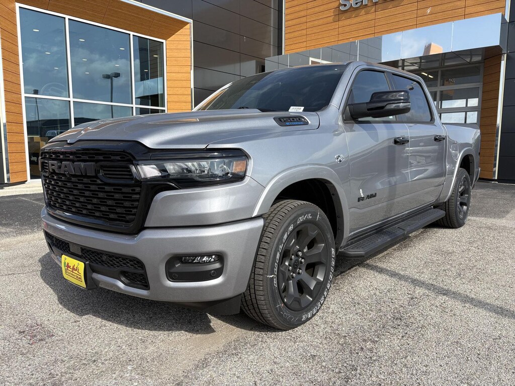 New 2026 Ram 1500 LONE STAR CREW CAB 4X4 5'7 BOX Pickup