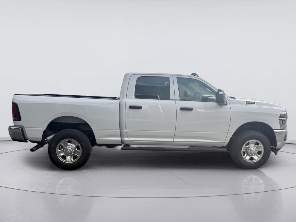 New 2026 Ram 2500 TRADESMAN CREW CAB 4X4 6'4 BOX Pickup