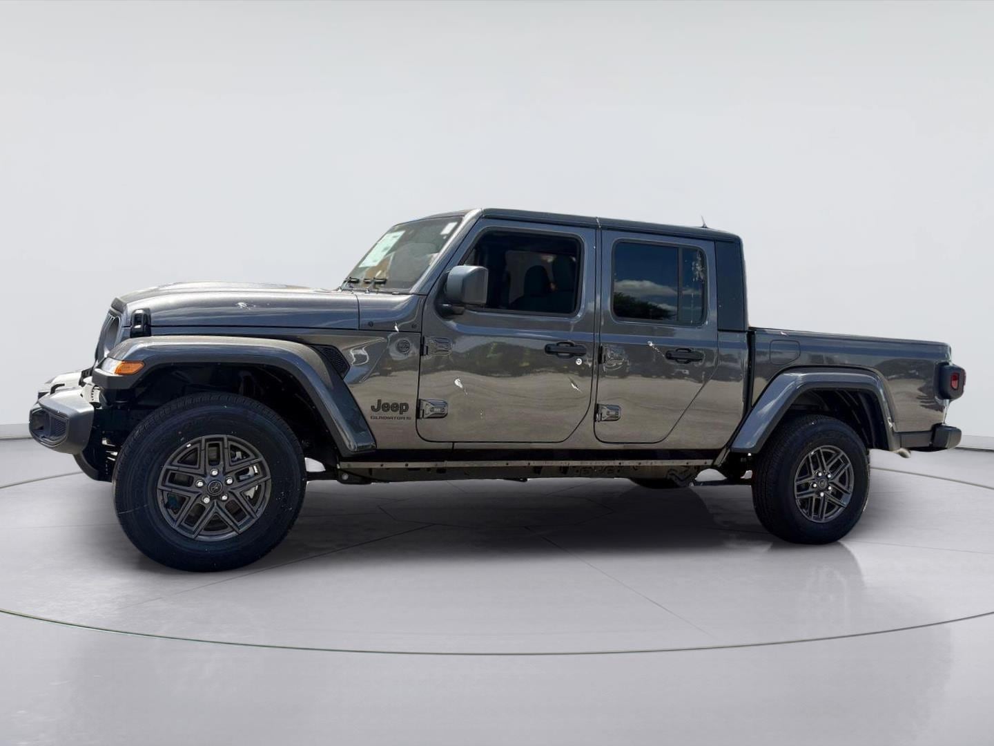 New 2025 Jeep Gladiator SPORT S 4X4