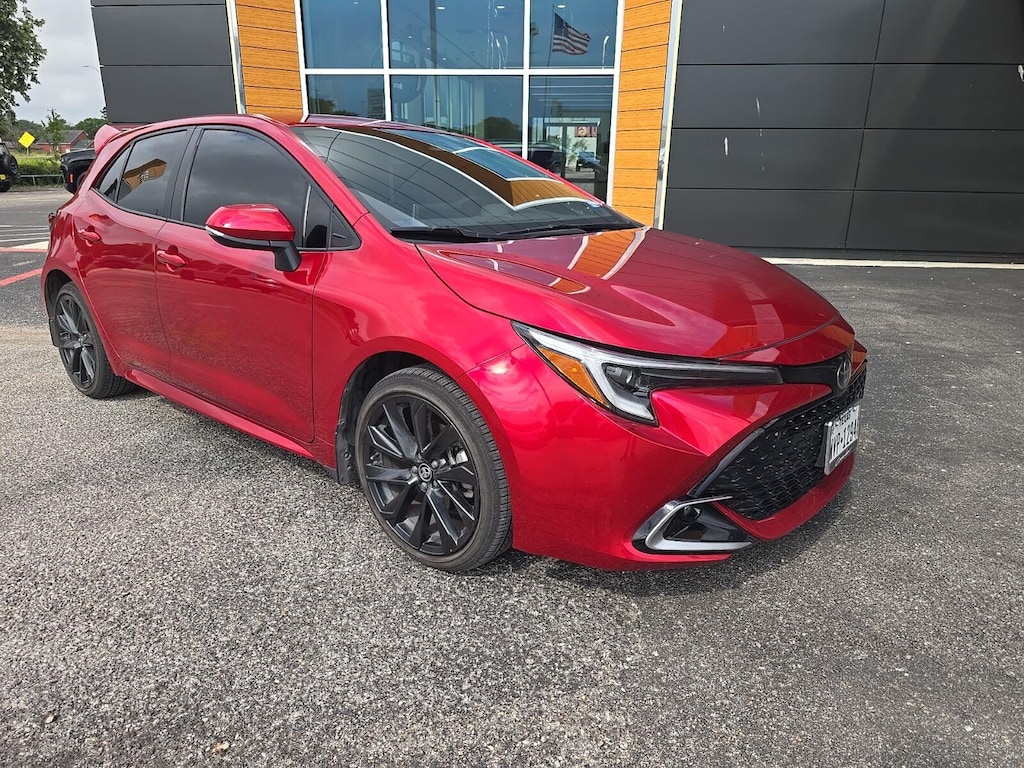 Used 2025 Toyota Corolla Hatchback XSE Hatchback
