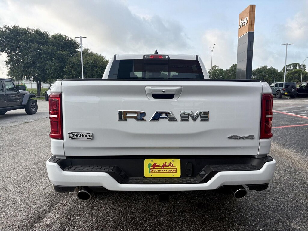 New 2026 Ram 1500 LIMITED LONGHORN CREW CAB 4X4 5'7 BOX Pickup