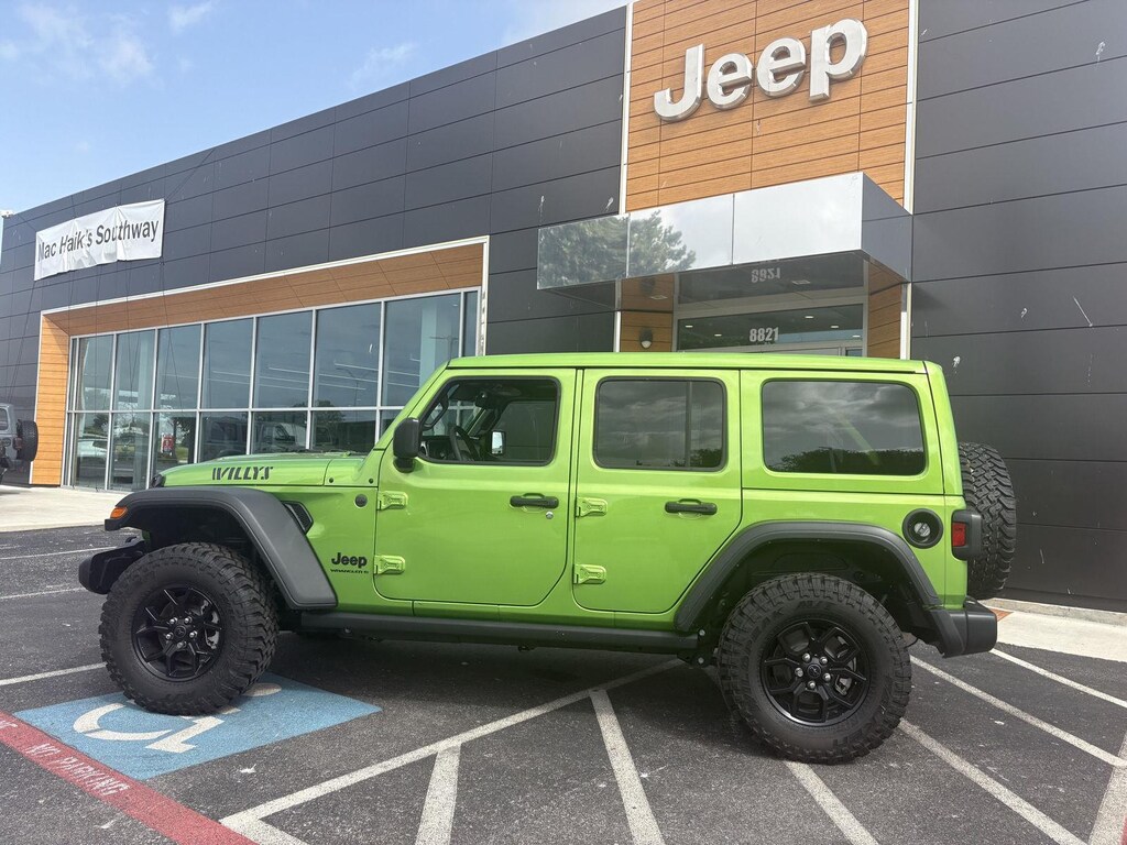 New 2025 Jeep Wrangler 4-DOOR WILLYS Sport Utility