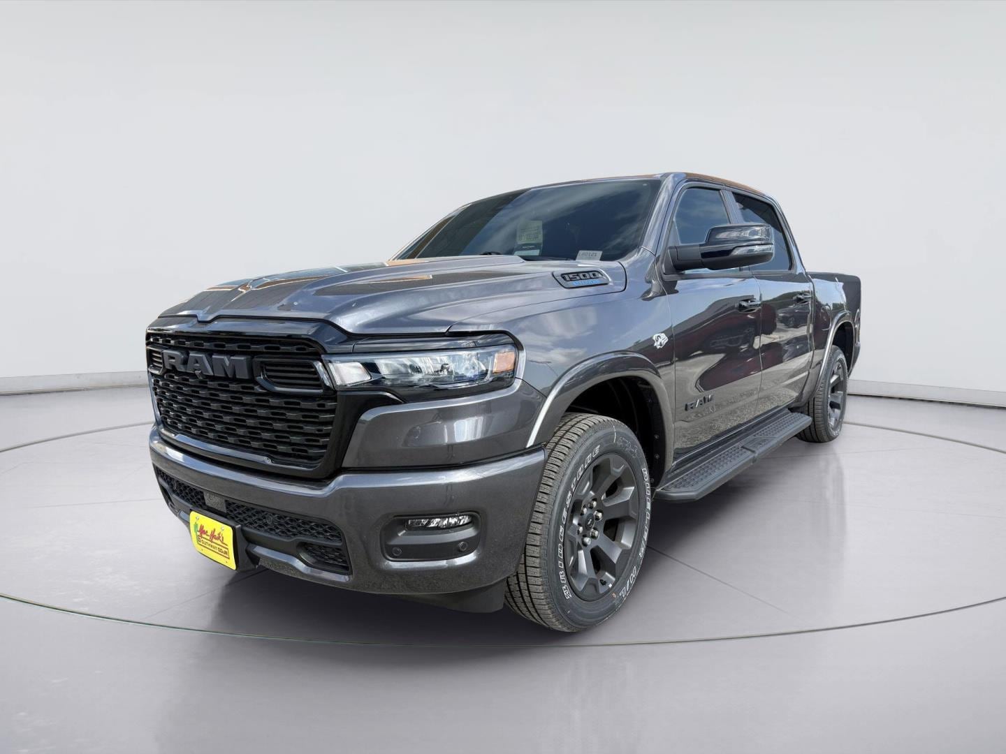 New 2026 Ram 1500 LONE STAR CREW CAB 4X4 5'7 BOX