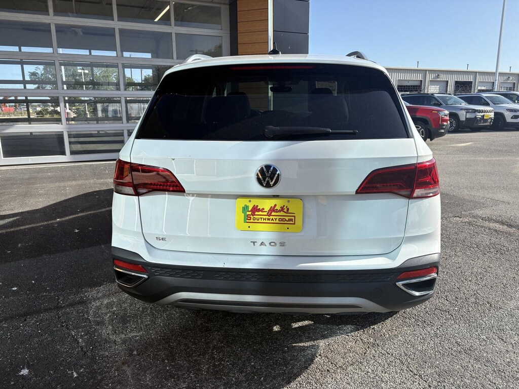 Used 2024 Volkswagen Taos SE SUV