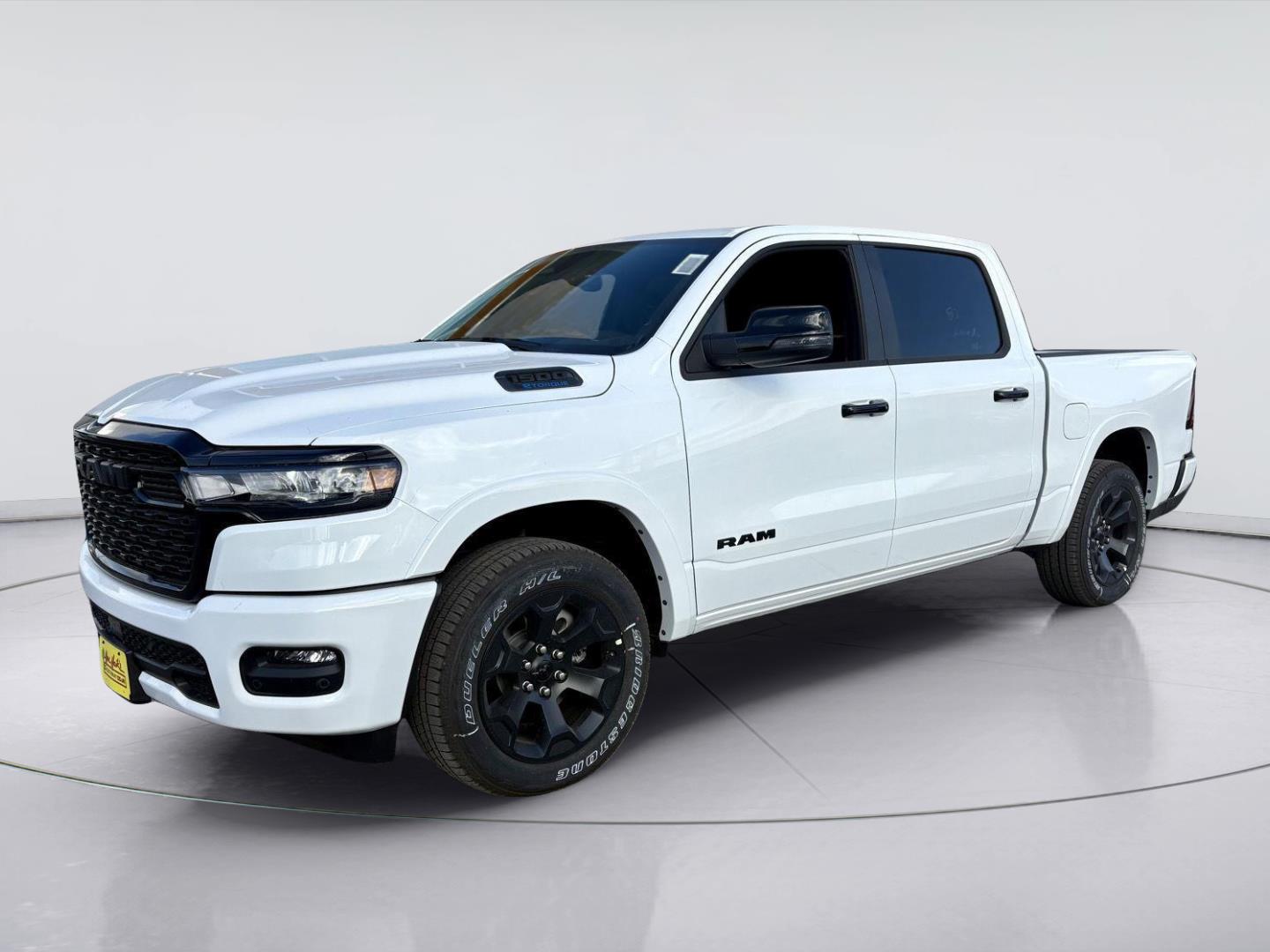 New 2026 Ram 1500 LONE STAR CREW CAB 4X2 5'7 BOX