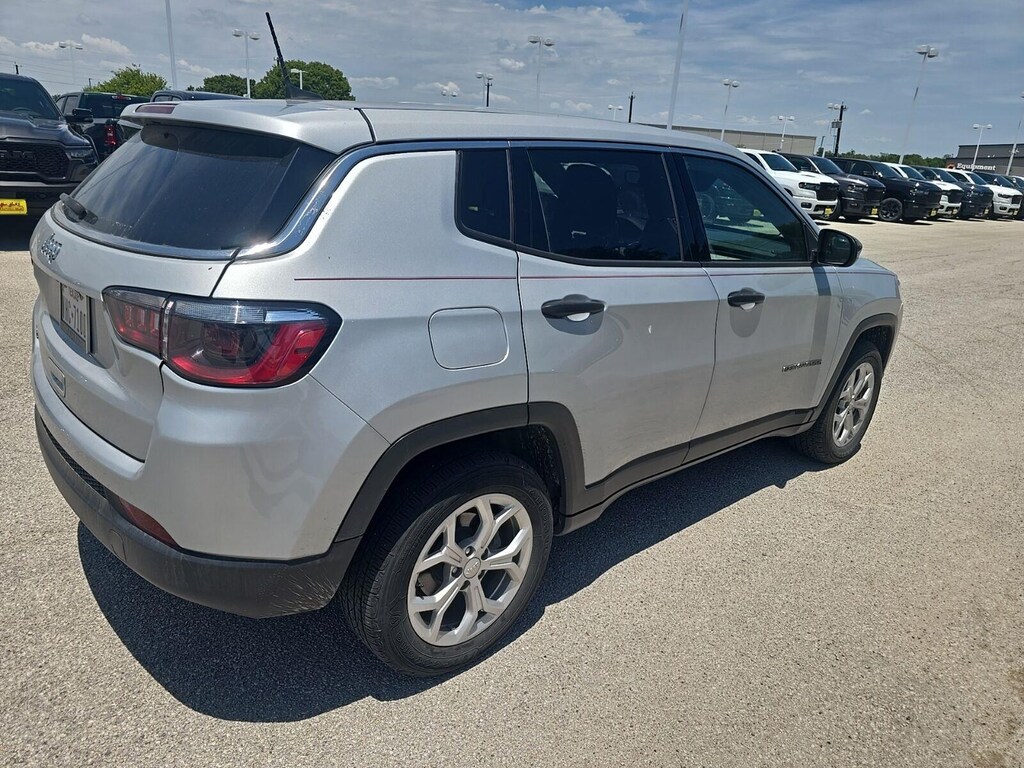 Used 2024 Jeep Compass Sport SUV