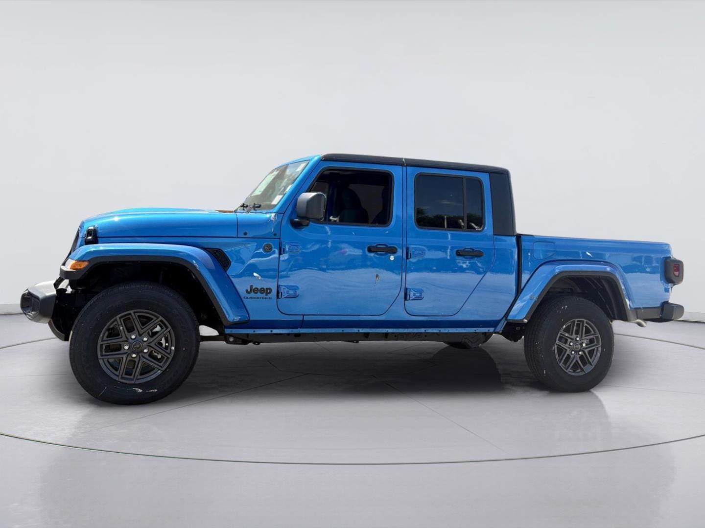 New 2025 Jeep Gladiator SPORT S 4X4