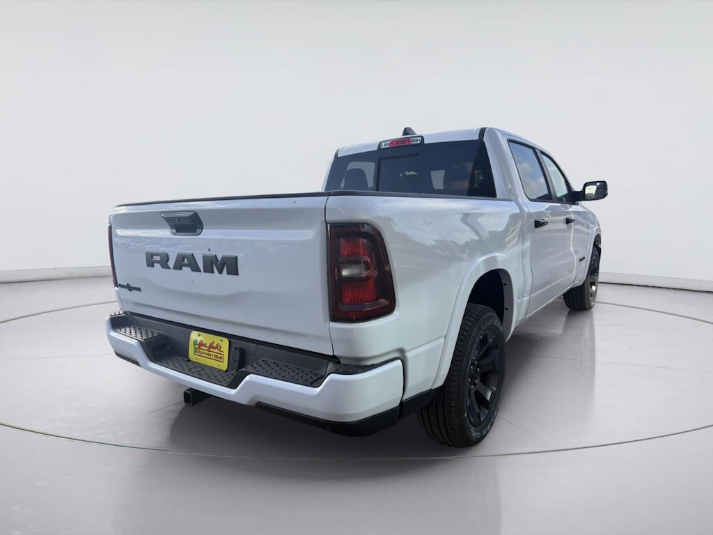 New 2026 Ram 1500 LONE STAR CREW CAB 4X2 5'7 BOX Pickup