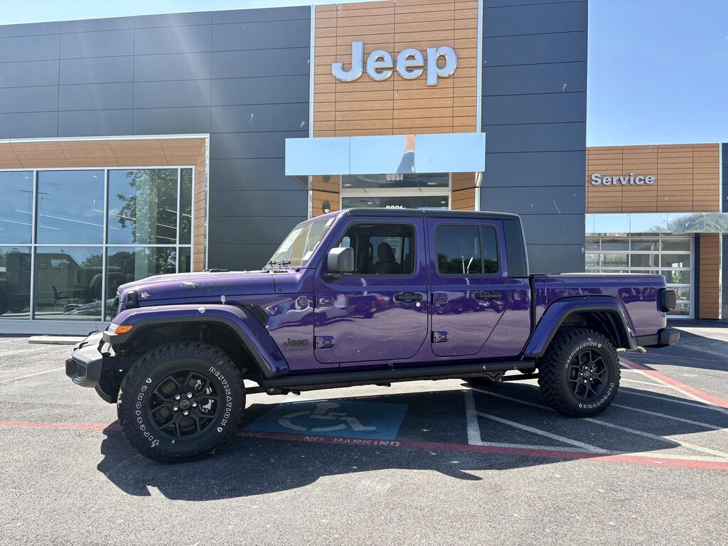 New 2026 Jeep Gladiator WILLYS 4X4 Pickup