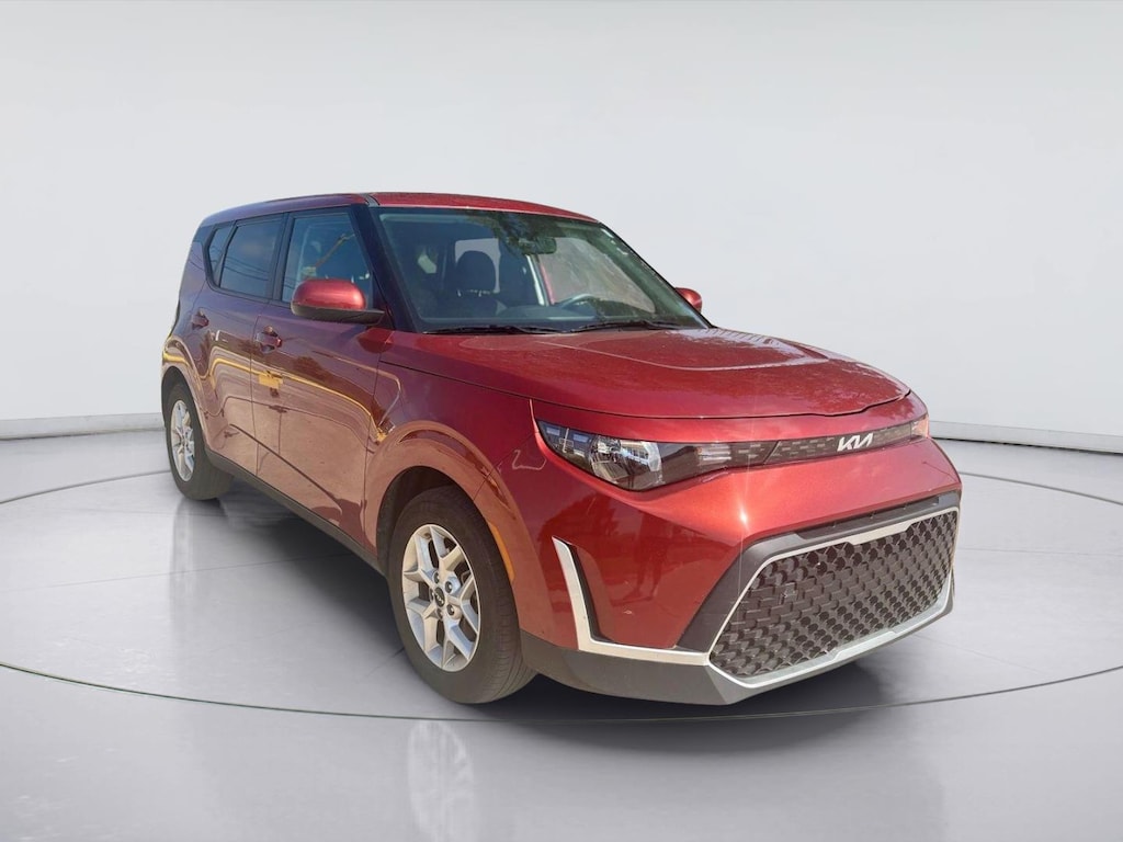 Used 2024 Kia Soul LX Hatchback