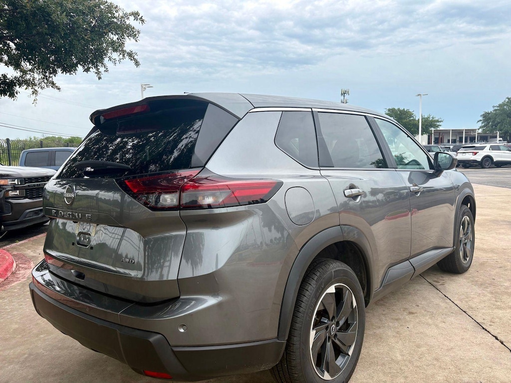 Used 2025 Nissan Rogue SV SUV