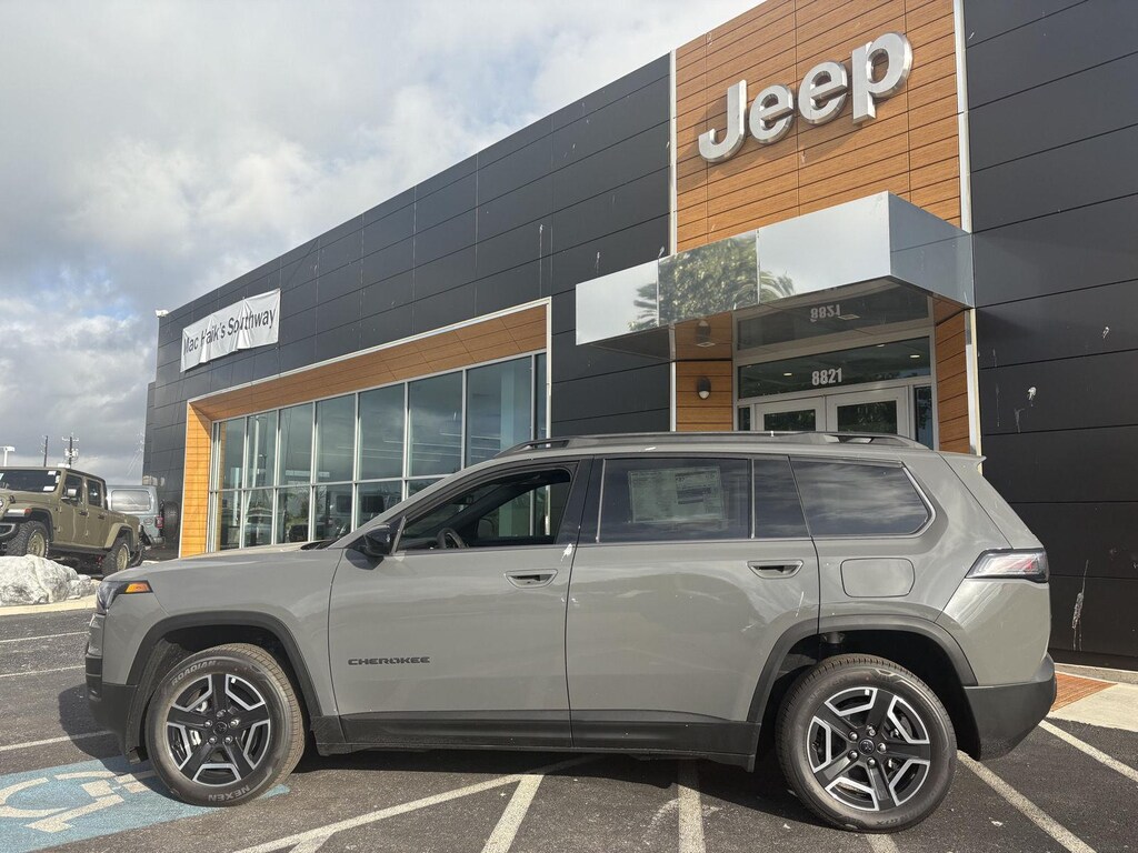 New 2026 Jeep Cherokee LAREDO 4X4 Sport Utility
