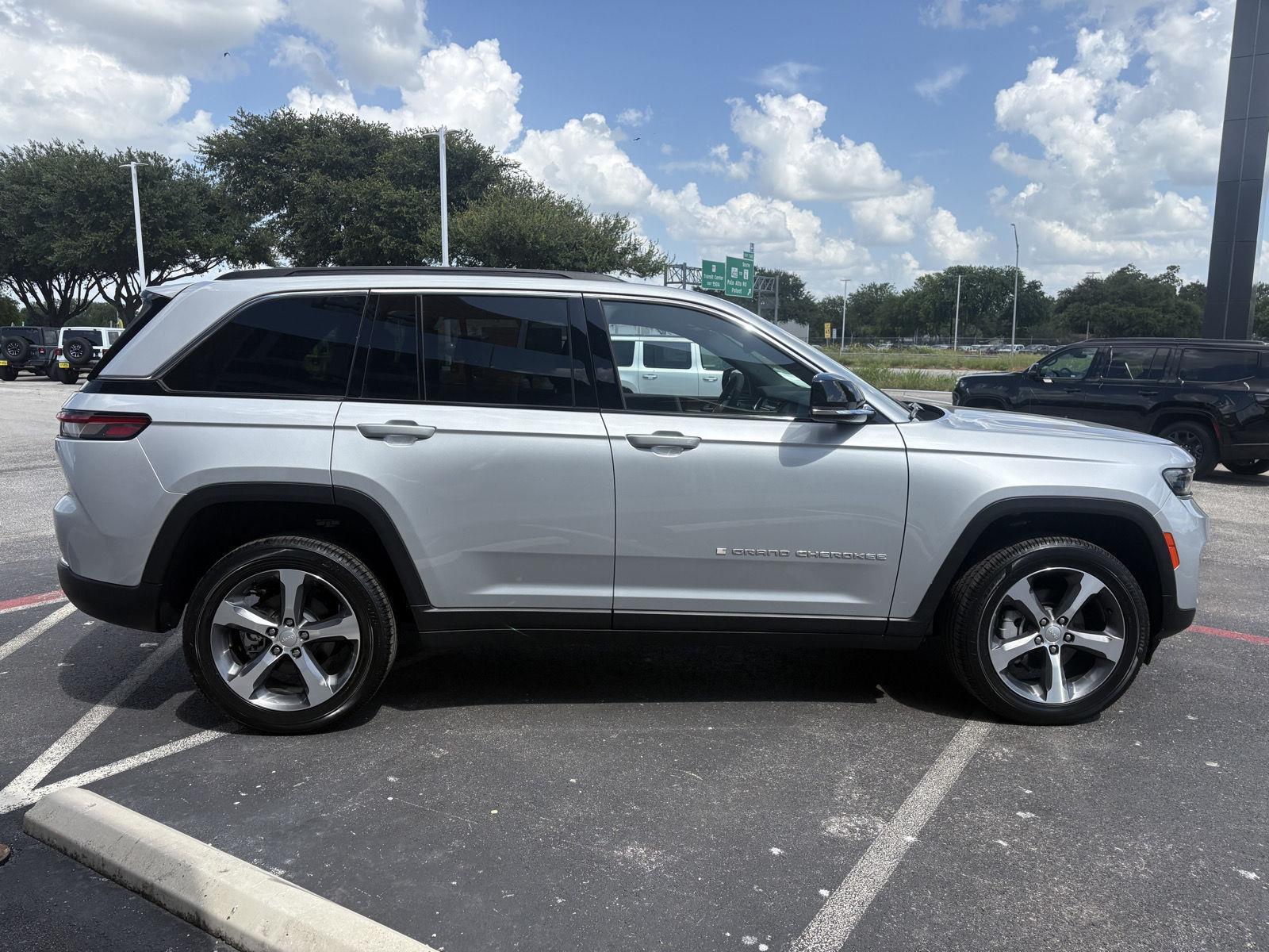 2025 Jeep Grand Cherokee Limited - Photo 8