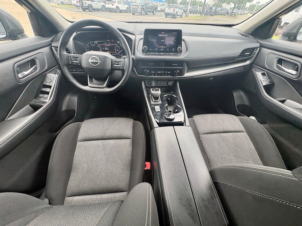 Used 2025 Nissan Rogue SV SUV