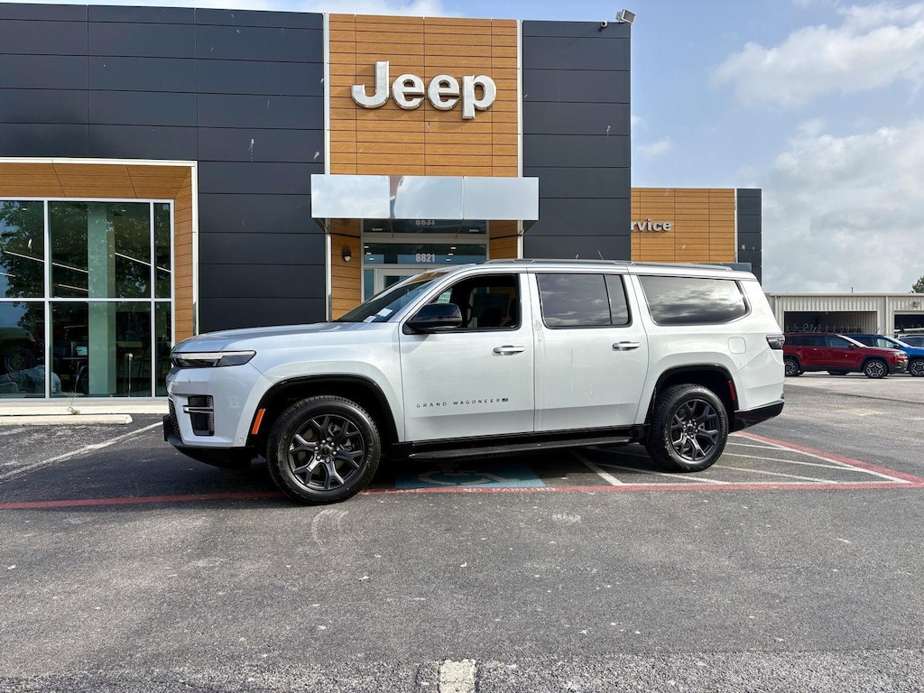 New 2026 Jeep Grand Wagoneer L LIMITED ALTITUDE 4X4 Sport Utility