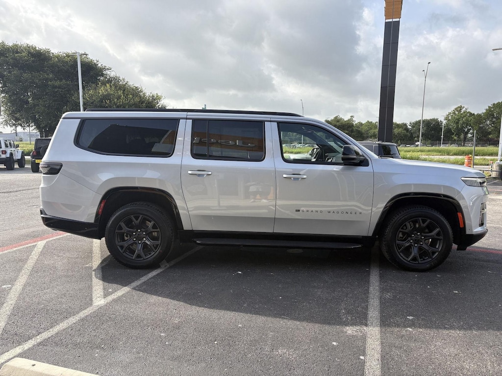 New 2026 Jeep Grand Wagoneer L LIMITED ALTITUDE 4X4 Sport Utility