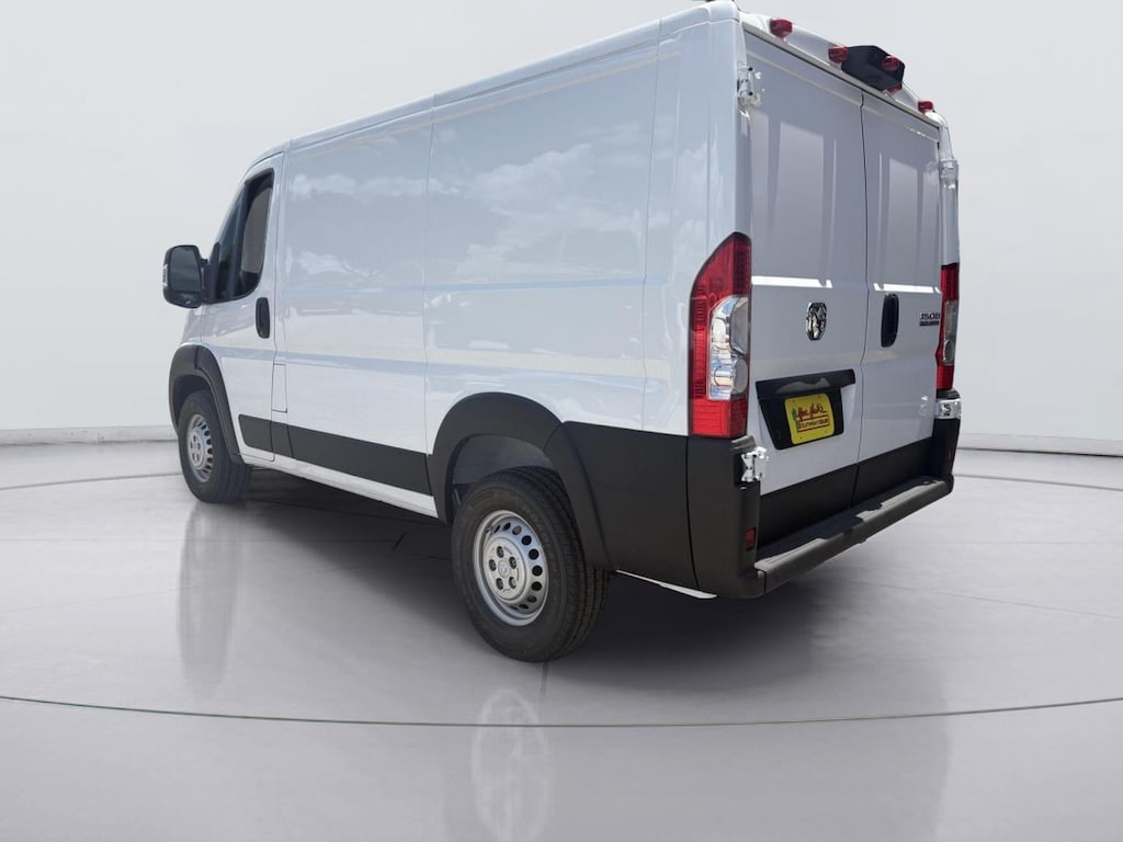New 2026 Ram ProMaster PROMASTER 1500 TRADESMAN CARGO VAN LOW ROOF 118' W Cargo Van
