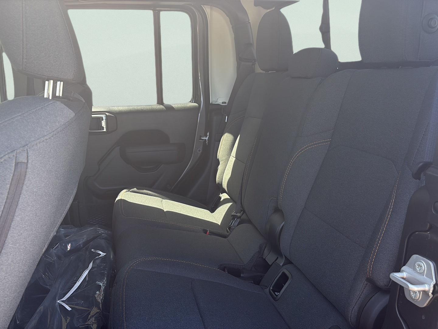 2025 Jeep Gladiator Sport S - Photo 12