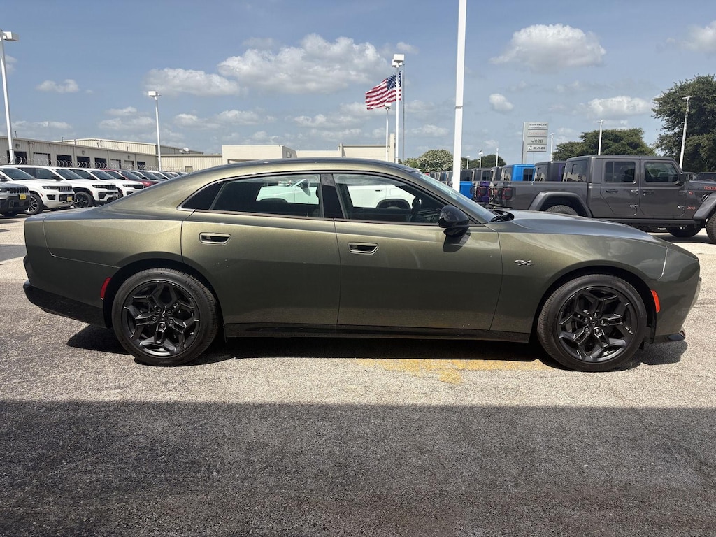 New 2026 Dodge Charger R/T 4-DOOR AWD Sedan