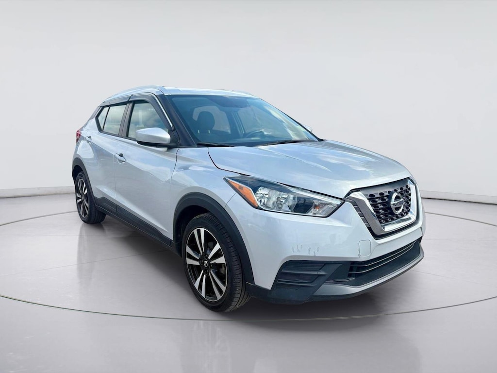Used 2018 Nissan Kicks SV SUV