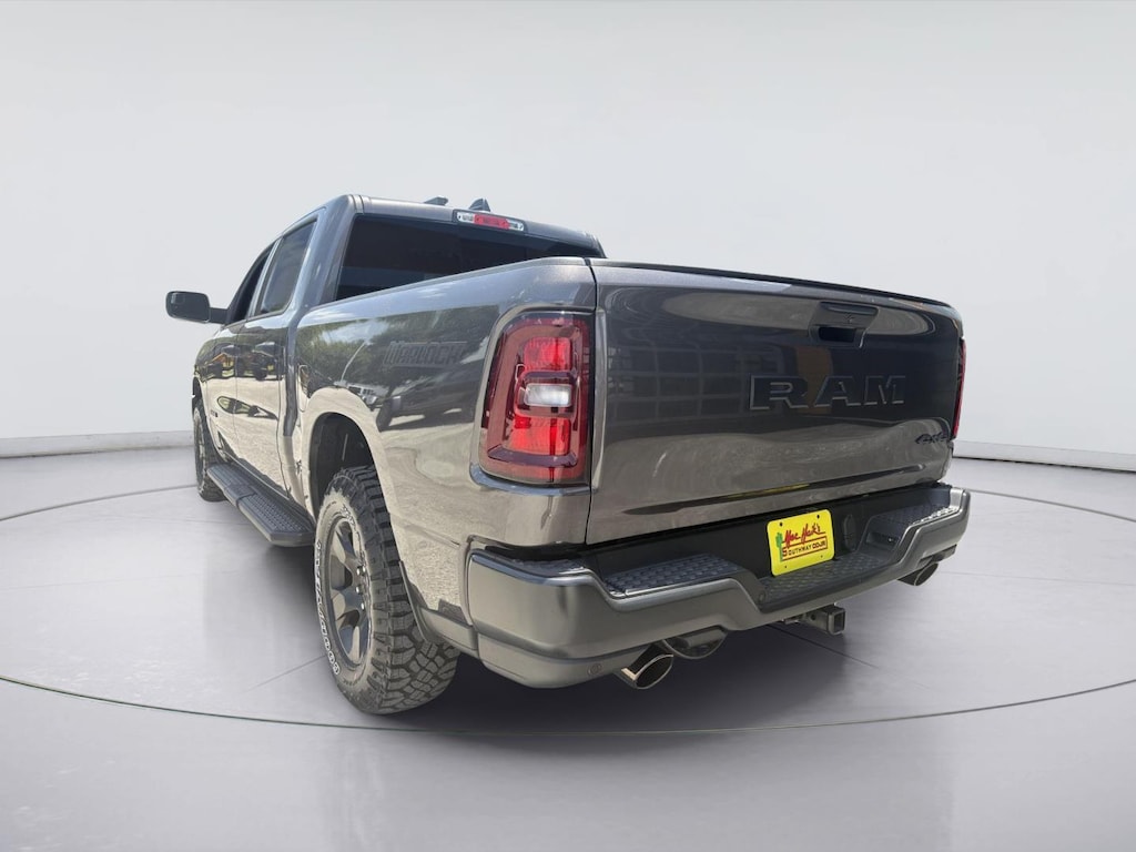 New 2026 Ram 1500 WARLOCK CREW CAB 4X4 5'7 BOX Pickup