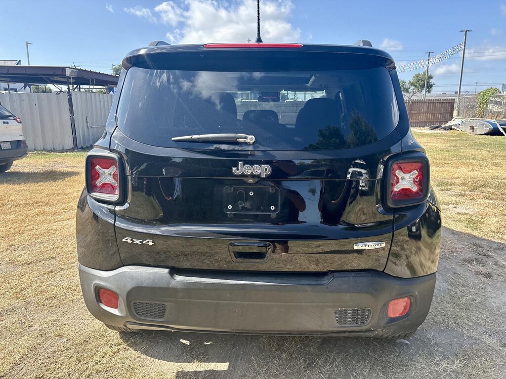 Used 2018 Jeep Renegade Latitude SUV