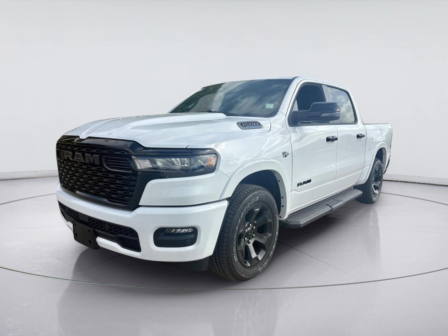New 2026 Ram 1500 LONE STAR CREW CAB 4X4 5'7 BOX