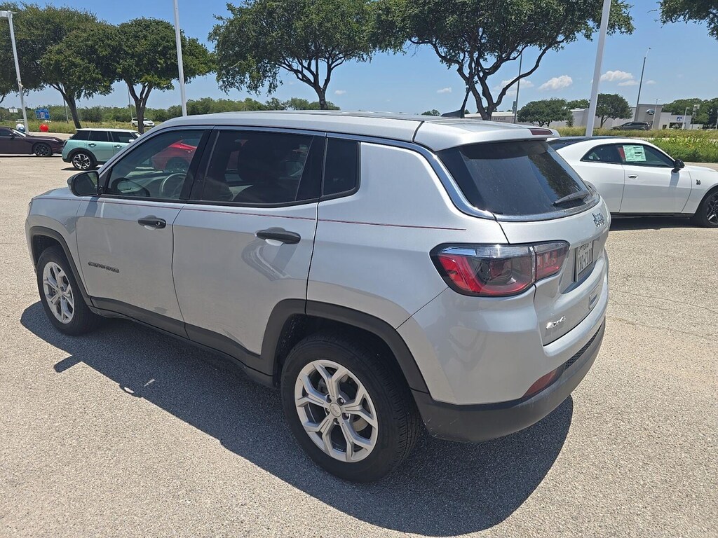 Used 2024 Jeep Compass Sport SUV