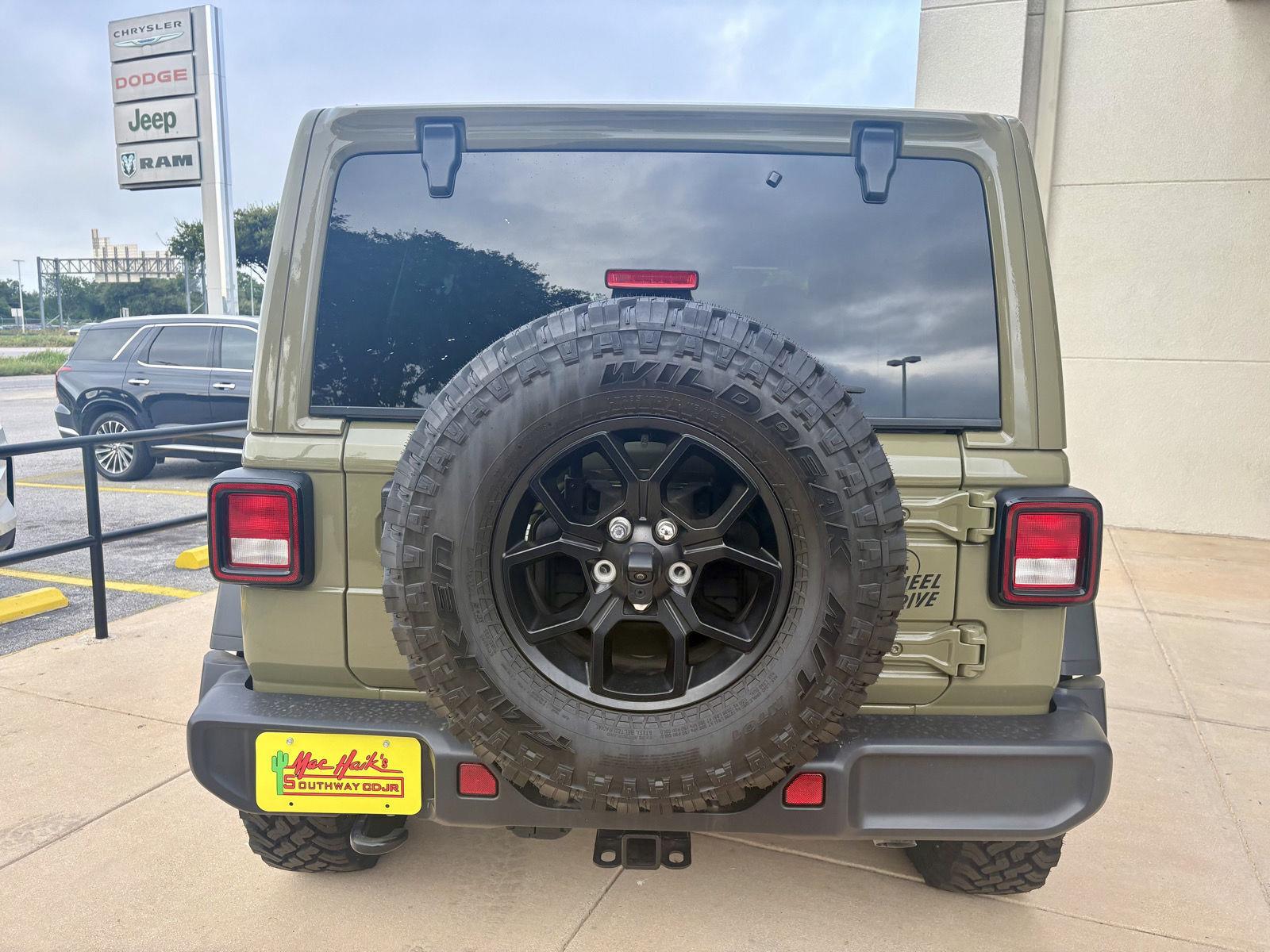 2025 Jeep Wrangler 4-Door Willys - Photo 4