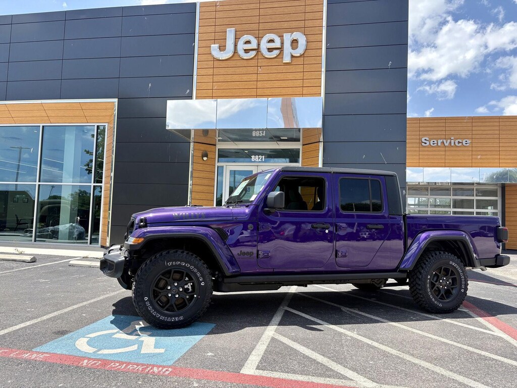New 2026 Jeep Gladiator WILLYS 4X4 Pickup