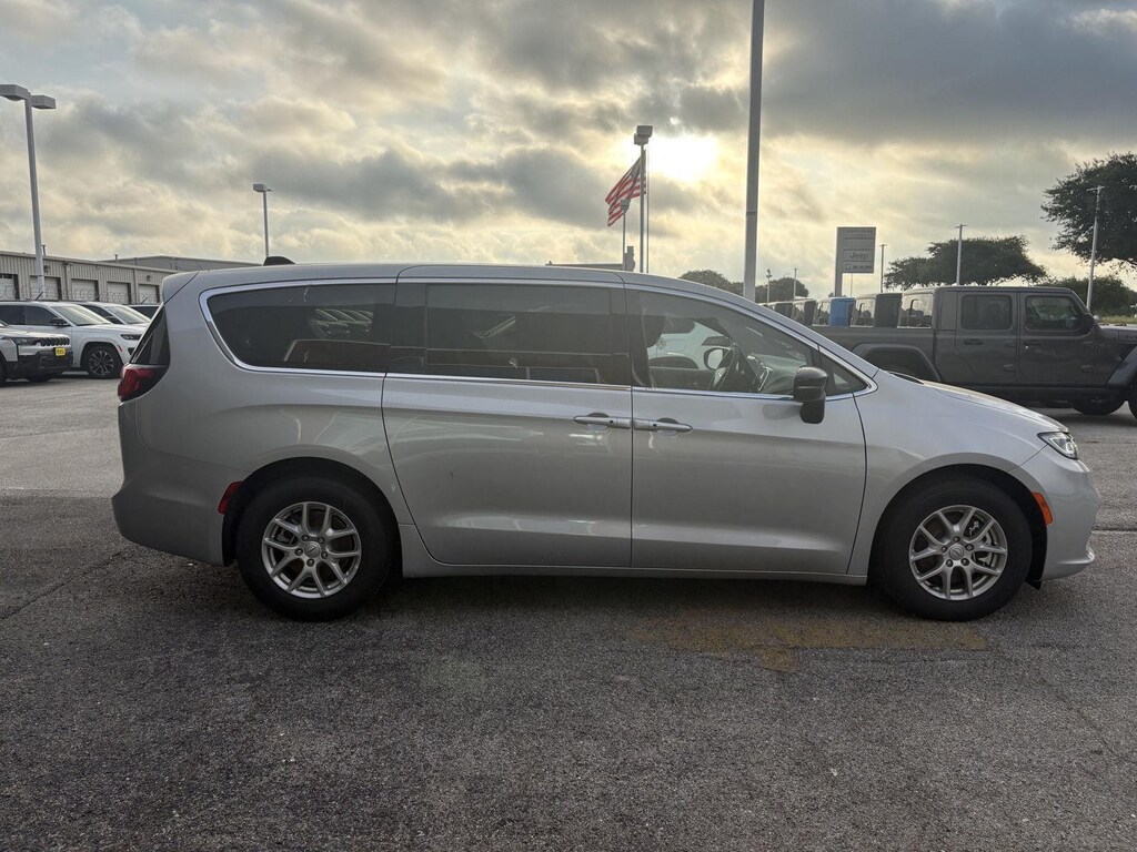 New 2026 Chrysler Voyager LX Cargo Van
