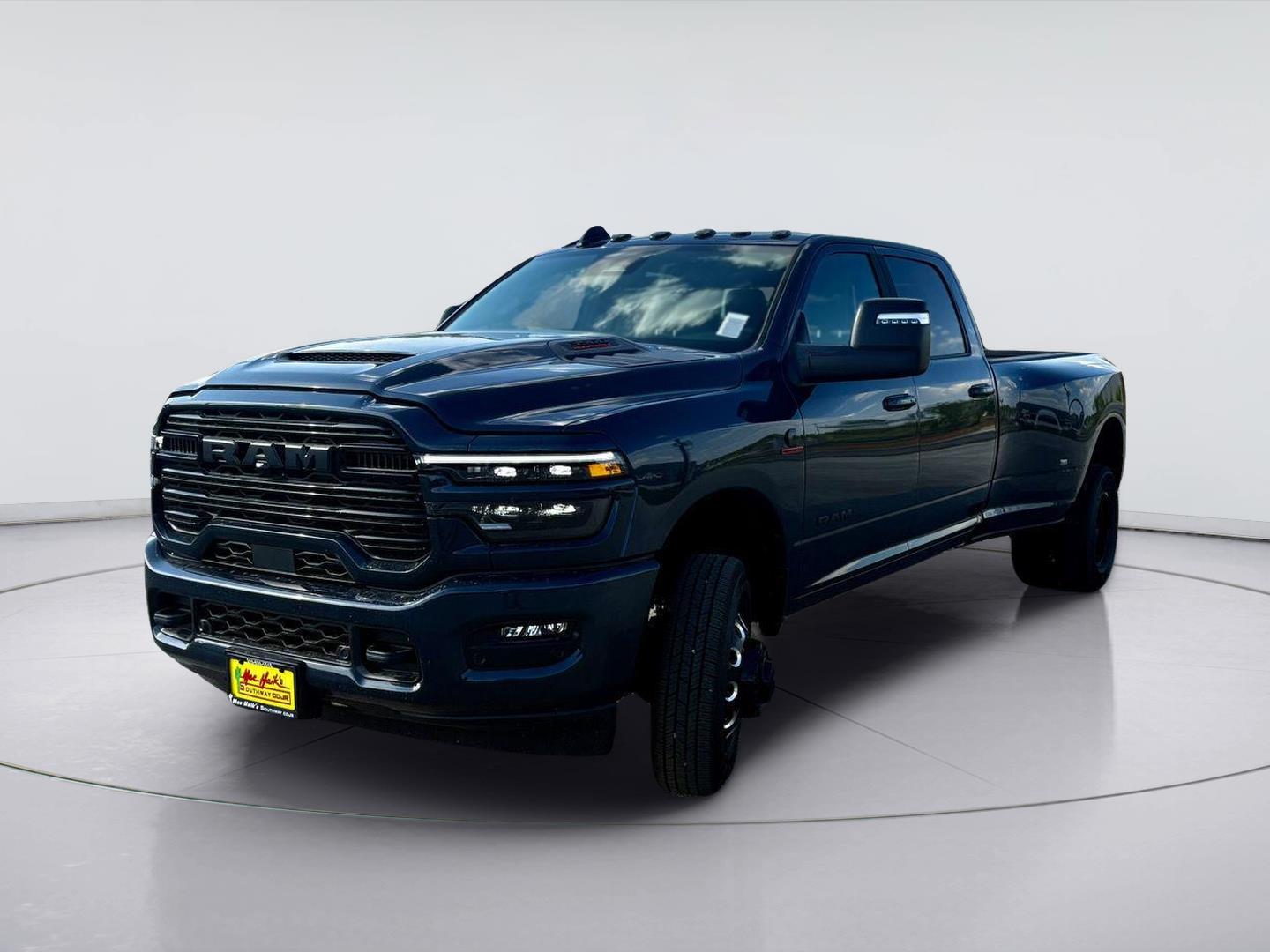 New 2026 Ram 3500 LARAMIE CREW CAB 4X4 8' BOX
