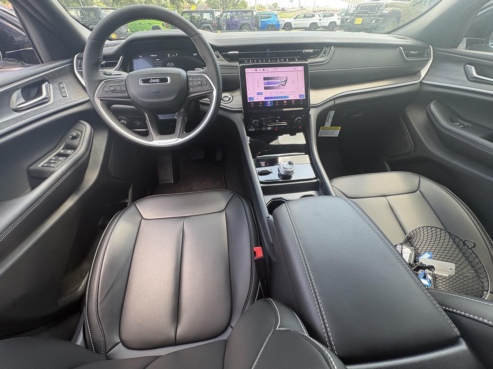 2025 Jeep Grand Cherokee Limited - Photo 11