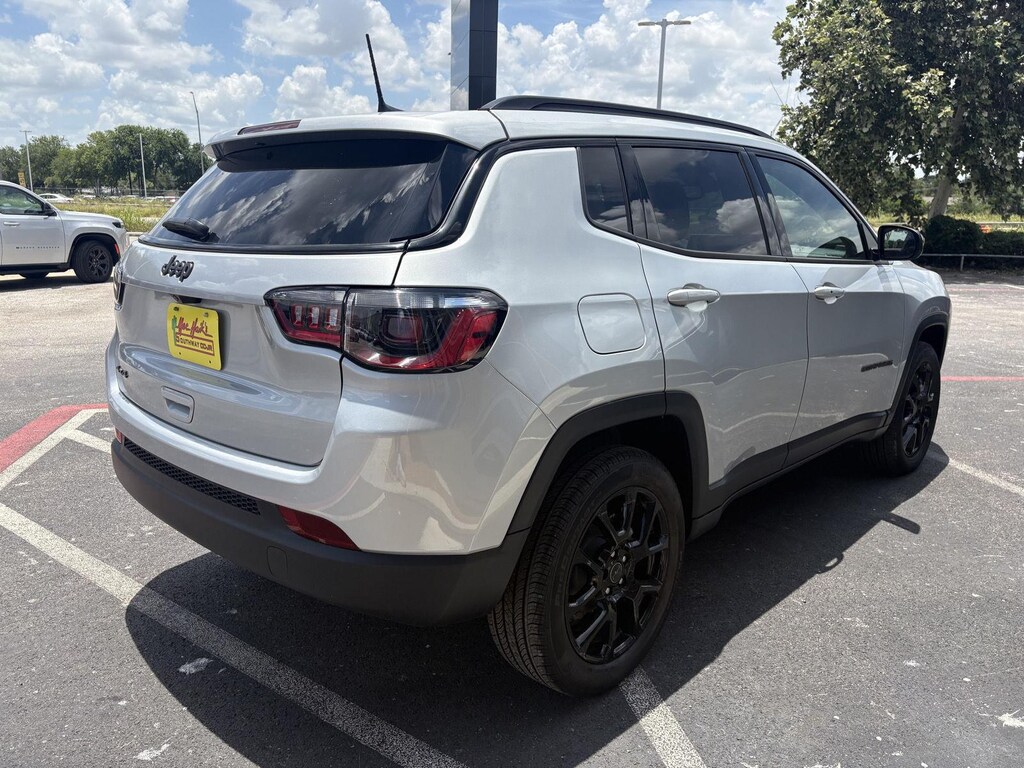 New 2026 Jeep Compass LATITUDE ALTITUDE 4X4 Sport Utility