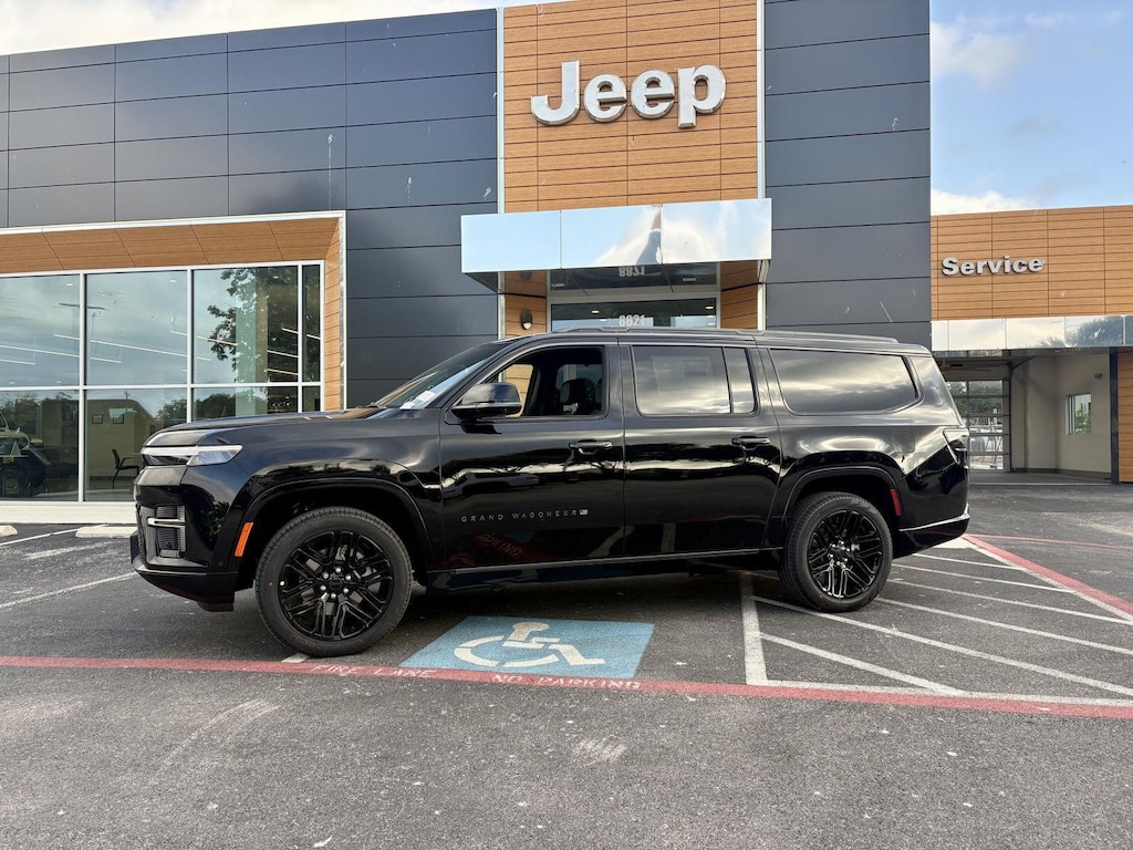 New 2026 Jeep Grand Wagoneer L LIMITED RESERVE 4X4 Sport Utility