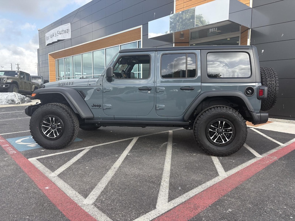 New 2026 Jeep Wrangler 4-DOOR WILLYS Sport Utility