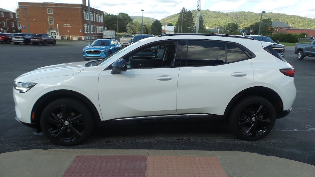 Used 2021 Buick Envision Essence SUV